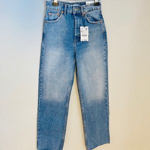 NWT Zara, High Rise Jeans